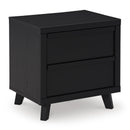  Signature Design by Ashley Danziar B1013B27 6 pc Queen Panel Bedroom Set IMAGE 4
